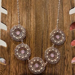 3/$18 Beautiful Necklace - Light Pink Center - NWOT - Lot 686